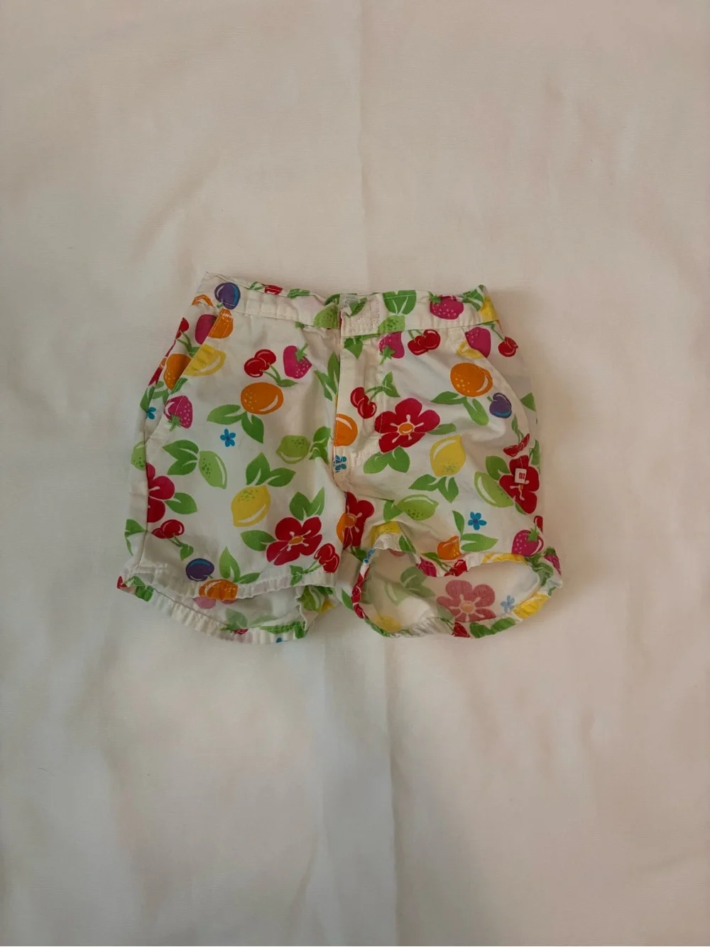 VINTAGE OSHKOSH B’GOSH FRUIT FLORAL SHORTS SIZE 2T